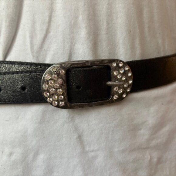 Vintage black leather embellished belt. - Picture 1 of 5